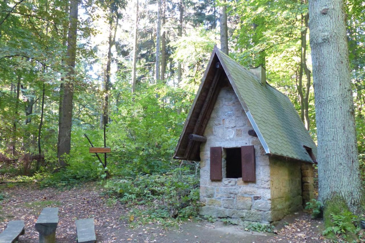 Dreiseitenhof Ferienwohnung Kuenzel Tharandt Bagian luar foto