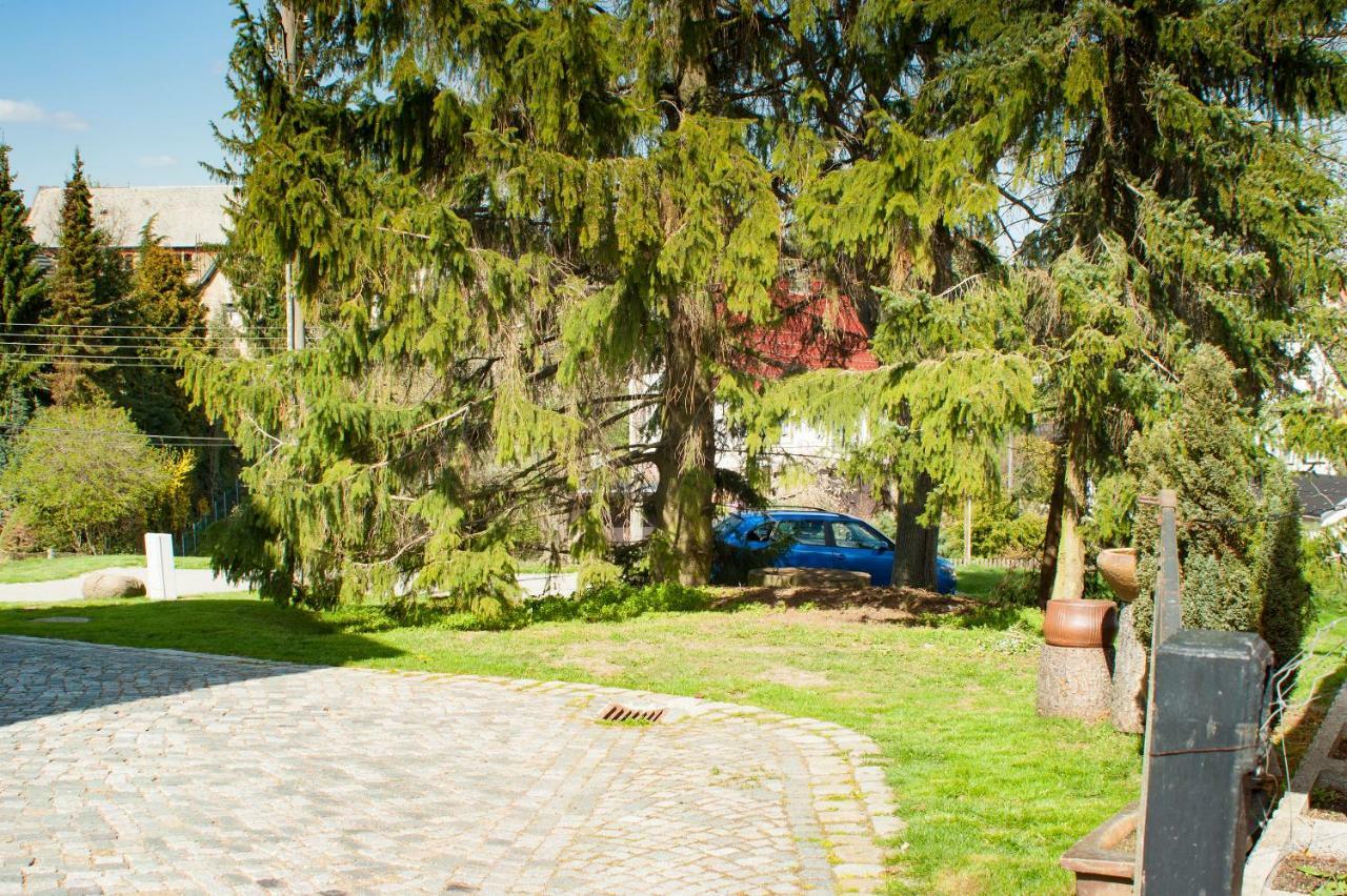 Dreiseitenhof Ferienwohnung Kuenzel Tharandt Bagian luar foto