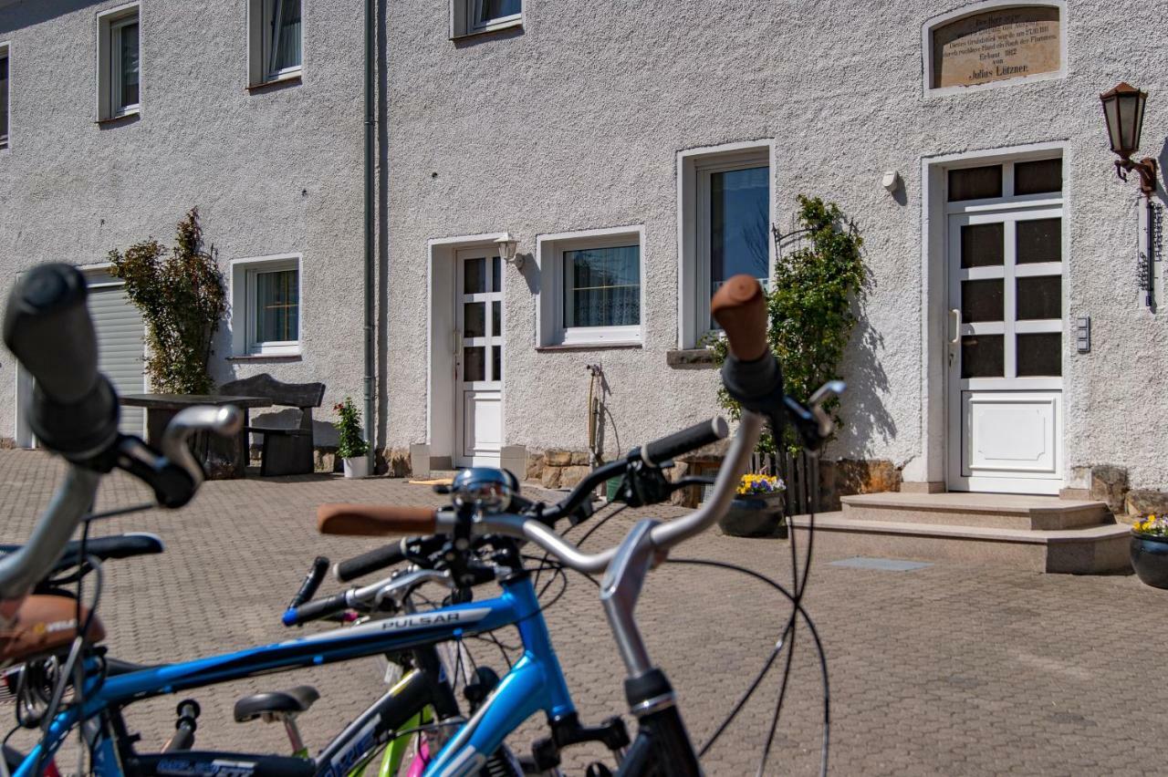 Dreiseitenhof Ferienwohnung Kuenzel Tharandt Bagian luar foto