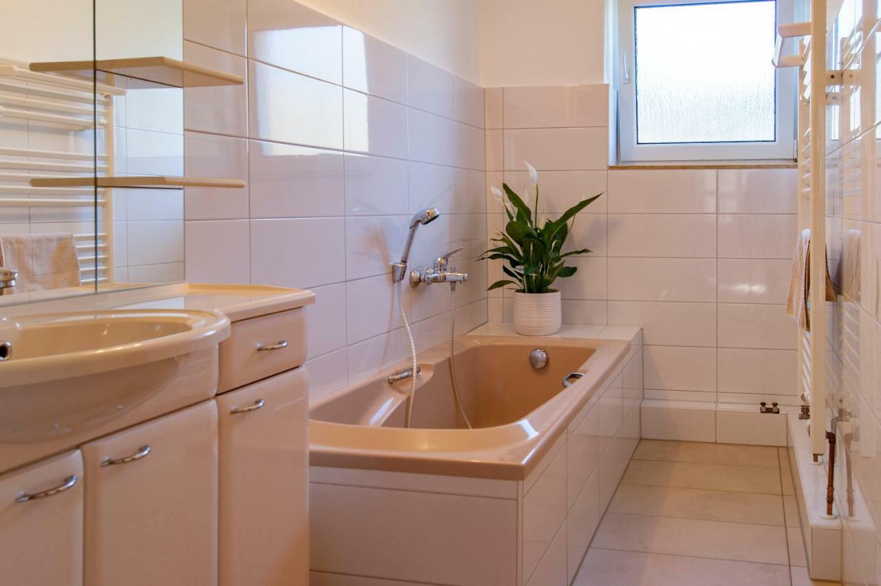 Dreiseitenhof Ferienwohnung Kuenzel Tharandt Bagian luar foto